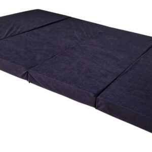 Vorderansicht eines schwarzen Klappbetts, perfekt für flexible Schlaflösungen.